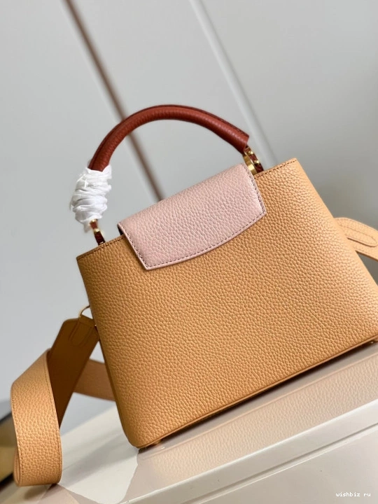 WIS LOUIS VUITTON BB CAPUCINES 0927
